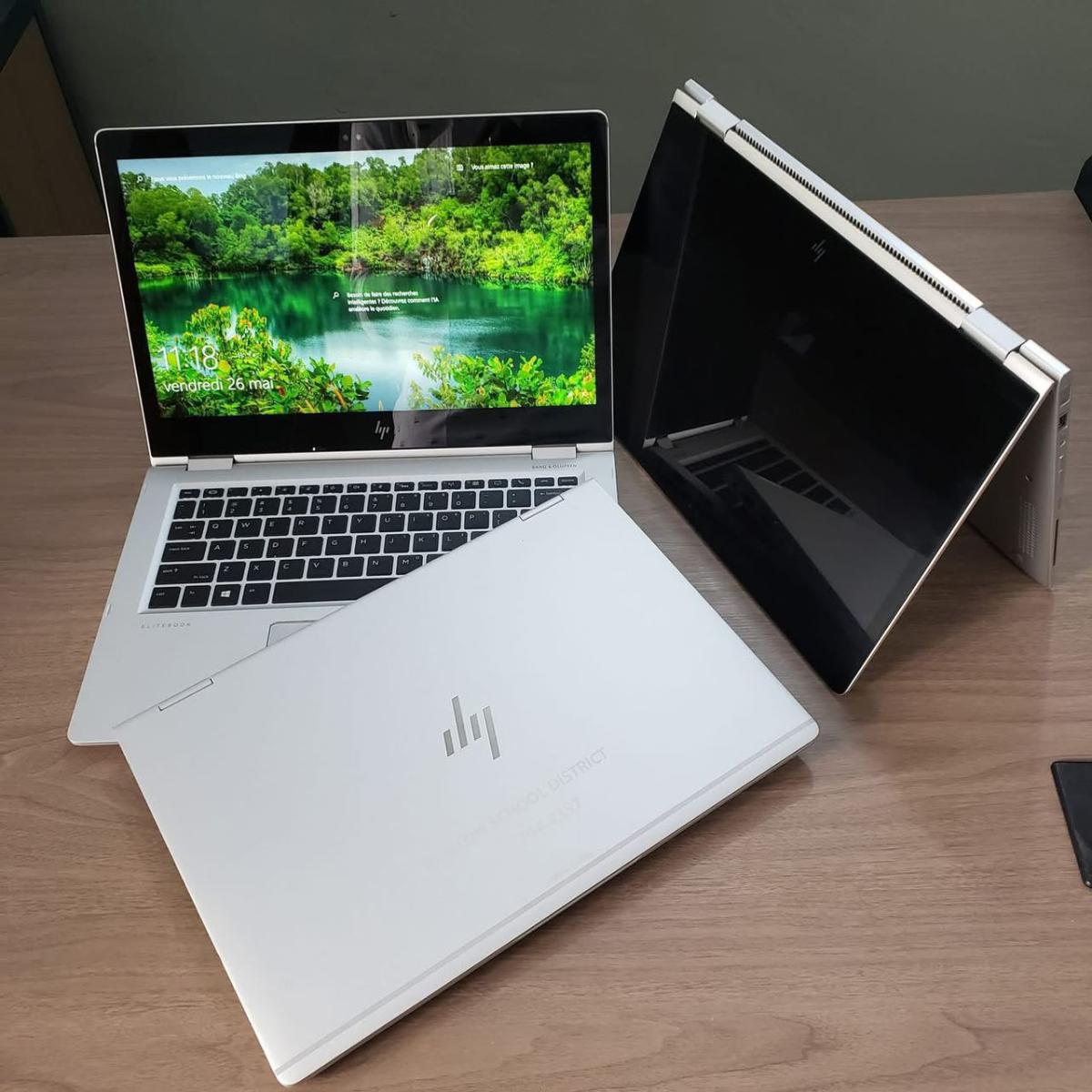 laptop — vue 4
