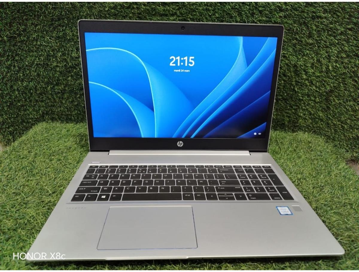 Ordinateur portable  — vue 4